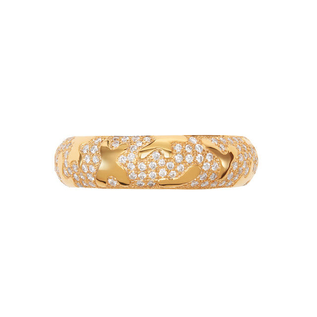 Debossed I Ring with Pave Diamonds
